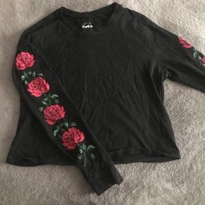 Black Semi-Cropped, Long-Sleeve Hollister Shirt